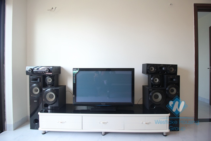 Furnished apartment with 02 bedrooms for rent in Lac Hong building.