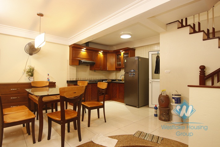 Cozy House has cheap price for rent in Vong Thi, Tay Ho.