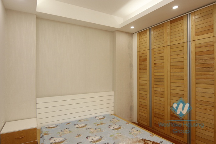 Cozy House has cheap price for rent in Vong Thi, Tay Ho.