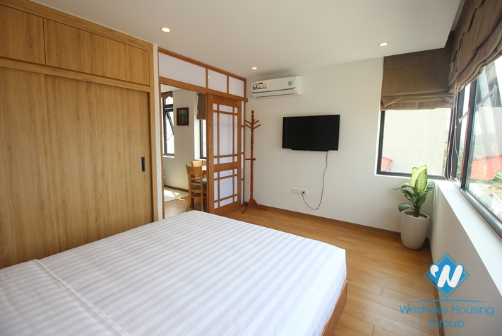 Brand new one bedroom apartment for rent in Linh Lang street.