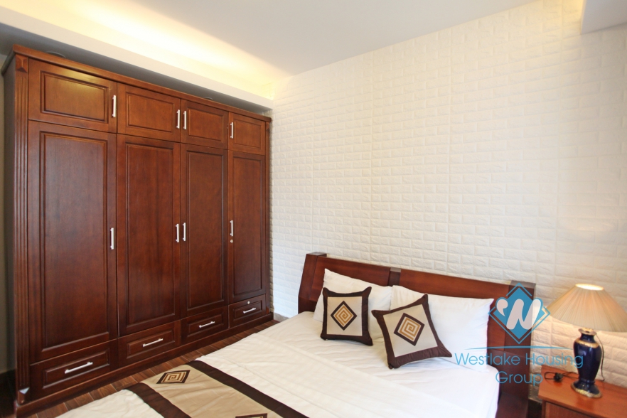 Brand-new 1 bedroom apartment in Dao Tan Ba Dinh