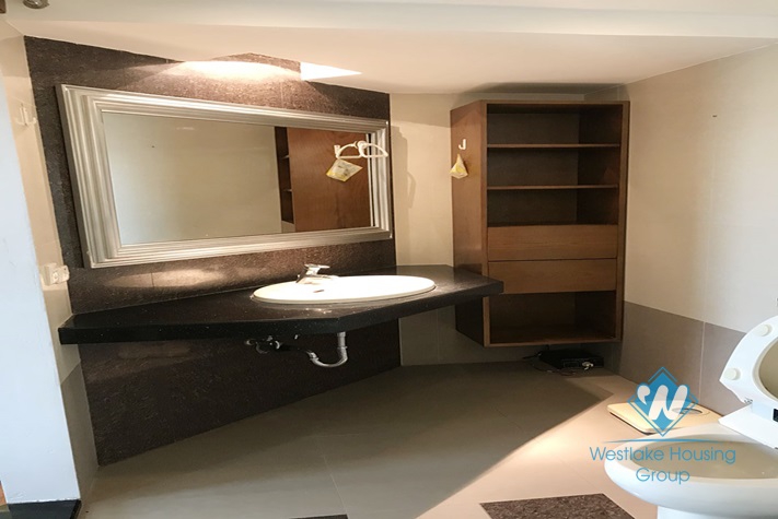 Fully furniture Apartment in E tower Ciputra for rent.