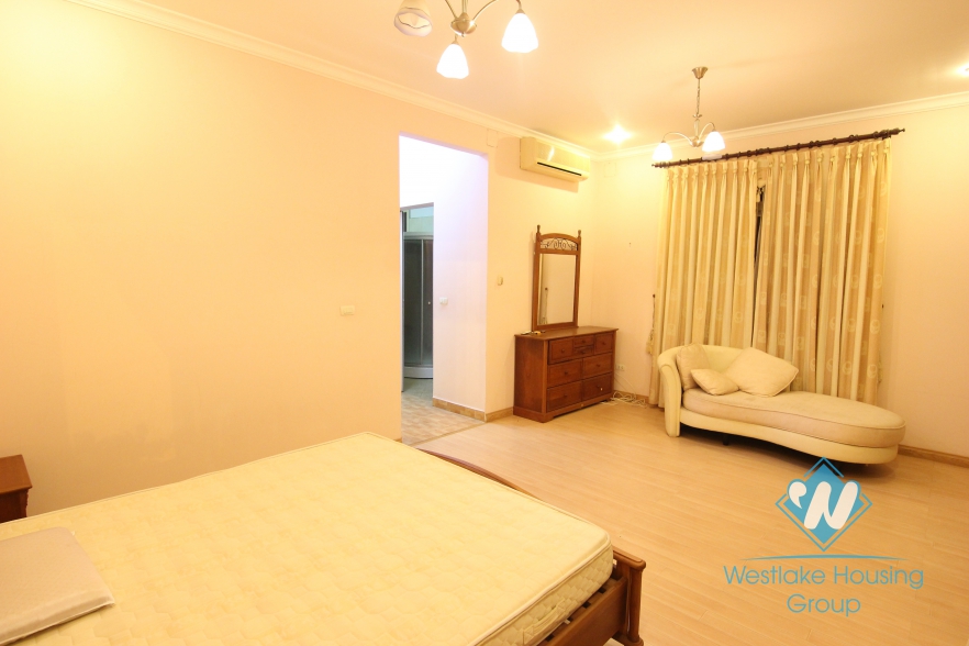 Cozy 4 bedroom house for rent in Doi Can, Ba Dinh