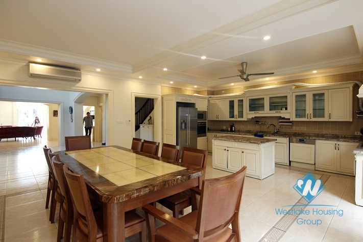 A gorgeous and new house for rent in Tay ho, Ha noi