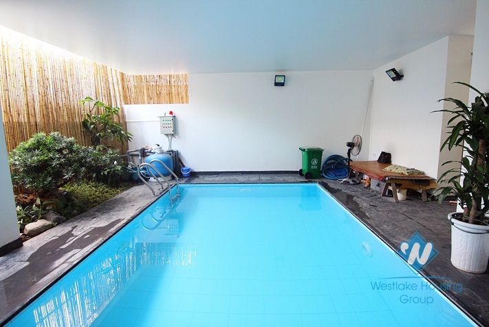 An amazing brand new 4 bedroom apartment for rent in Tay ho, Ha noi