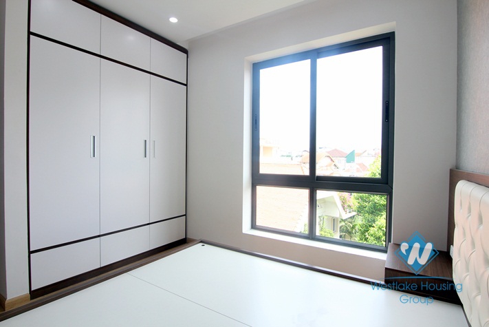 A brand new and modern 2 bedroom apartment for rent in Tay ho, Ha noi