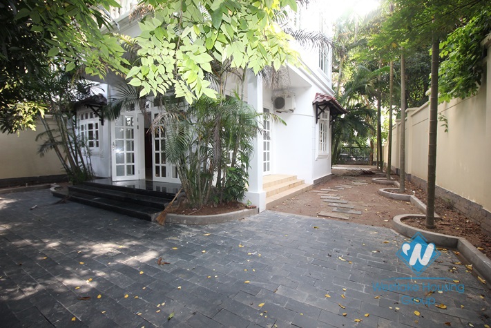 A beautiful modern and unfurnished villa in Ciputra for rent