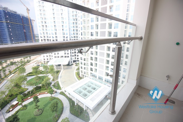 A Brandnew and Morden 3 Bedrooms Apartment For Rent in L3 Ciputra.