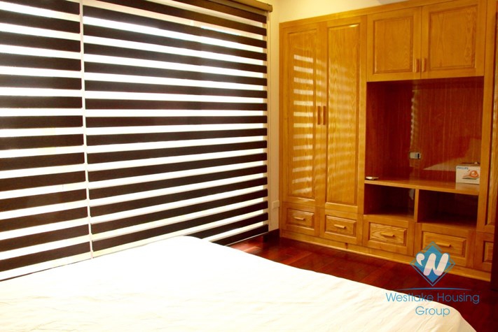 A lovely and enchanting 1 bedroom apartment for rent on Kim Ma street, Ba Dinh