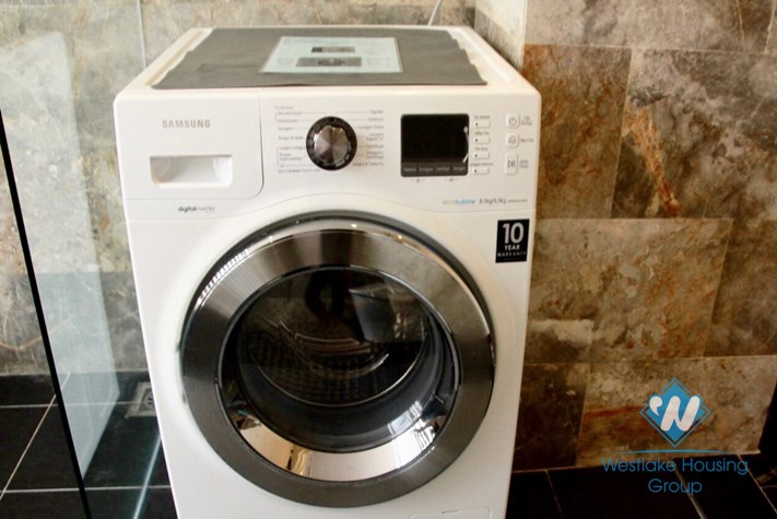 A lovely and enchanting 1 bedroom apartment for rent on Kim Ma street, Ba Dinh