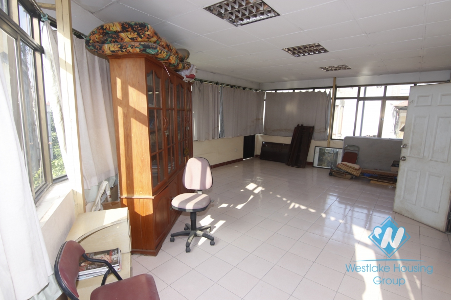 Cozy and well furnished house in Kim Ma Street, Ba Dinh