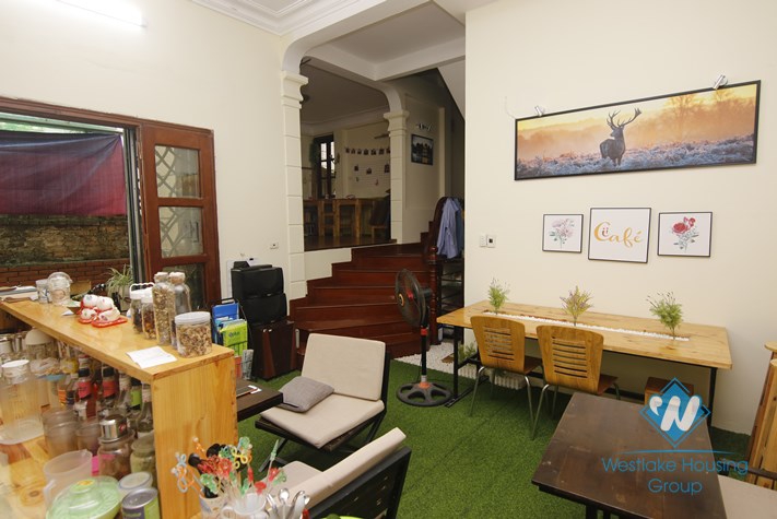 A house with small garden for rent in Ba dinh, Ha noi