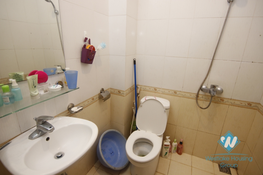 4 storey house for rent in Ba Dinh District, Hanoi.