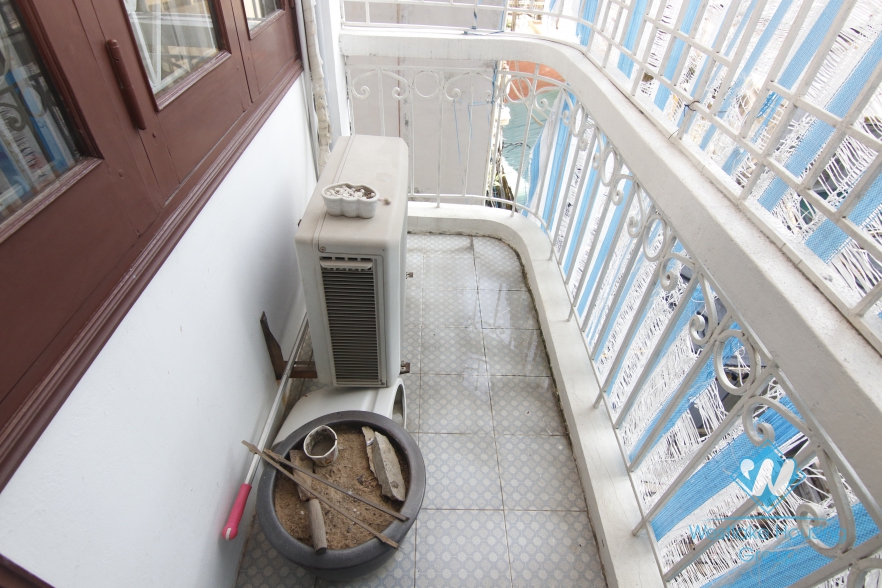 4 storey house for rent in Ba Dinh District, Hanoi.