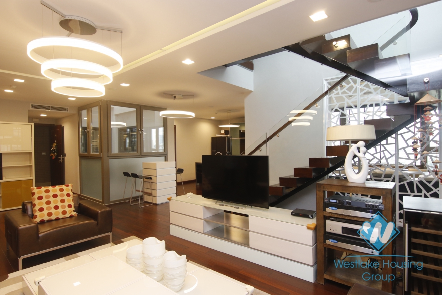 Morden 03 Bedrooms Duplex with lakeview for rent in Kim Ma Street