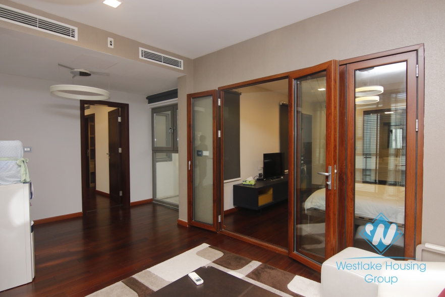 Morden 03 Bedrooms Duplex with lakeview for rent in Kim Ma Street