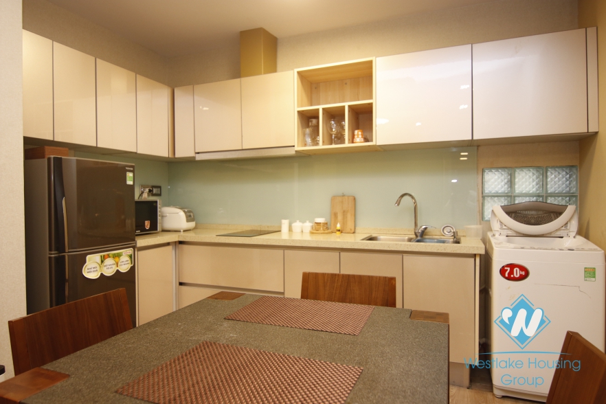 Modern 2 bedroom apartmnet for rent in Kim Ma