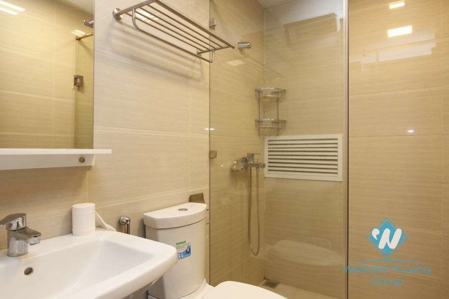 Modern 2 bedroom apartmnet for rent in Kim Ma