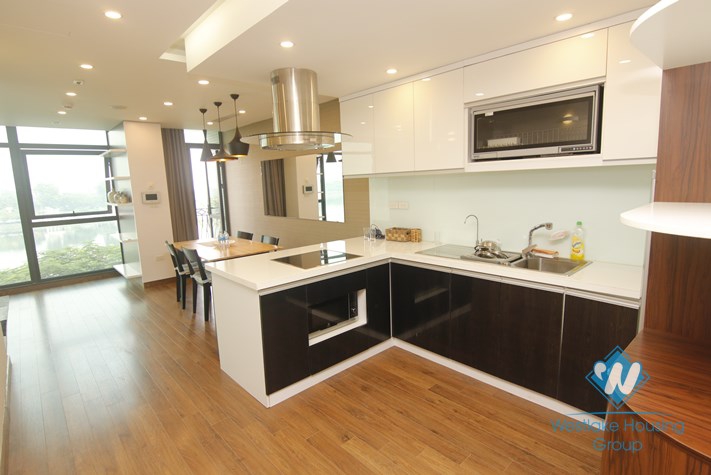 New apartment with lake view for rent in Truc Bach area
