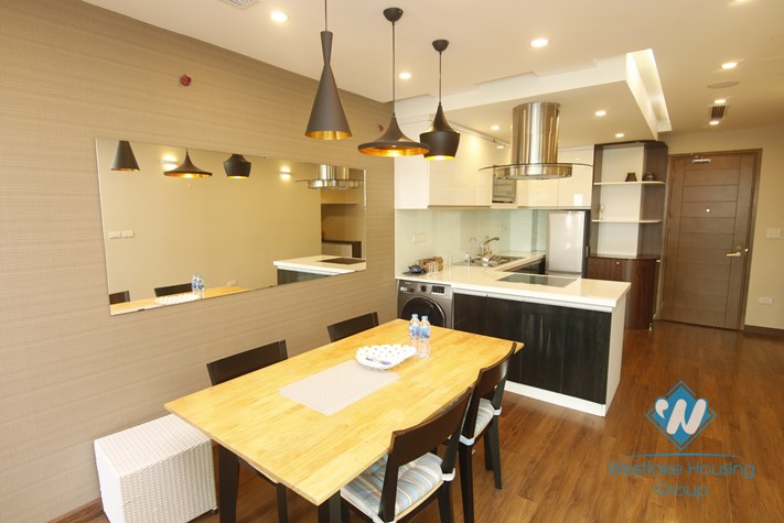 New apartment with lake view for rent in Truc Bach area