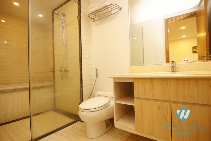 The luxury apartment for rent in Ba Dinh District, Hanoi