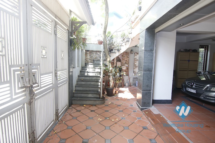 Big 05 bedrooms house with yard and nice garden for rent in Ba Dinh area.