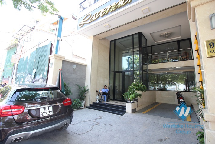 An office for rent at Xuan Dieu street, Tay Ho district, Ha Noi