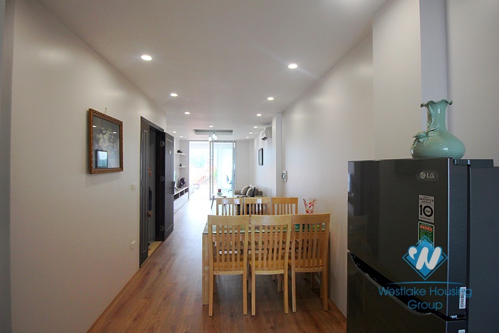 Two bedrooms apartment for rent in Dang Thai Mai st, Tay Ho district 