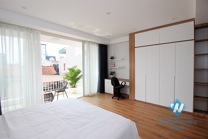 Two bedrooms apartment for rent in Dang Thai Mai st, Tay Ho district 