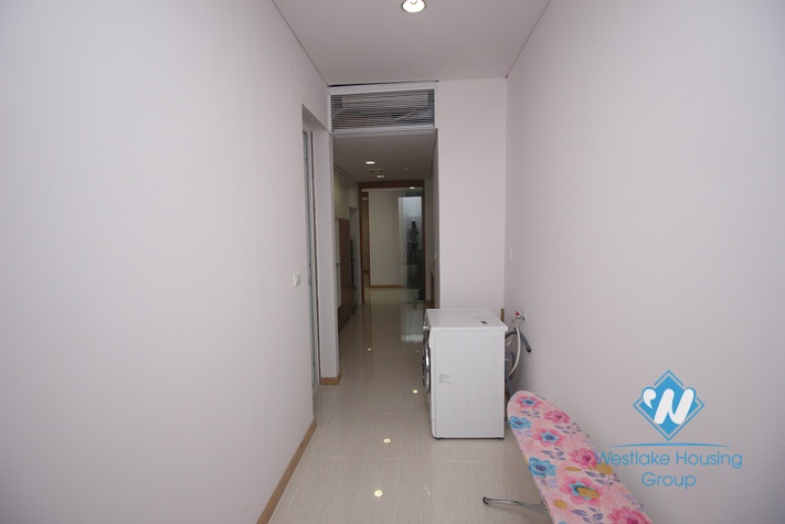 A enchanting 2  bedroom apartment in Cau Giay district for rent 