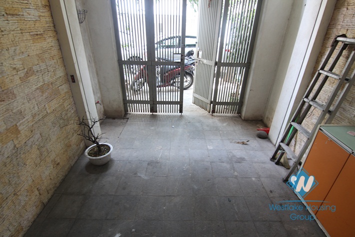 A beautiful 4 bedroom house for rent in Ba Dinh, Ha Noi