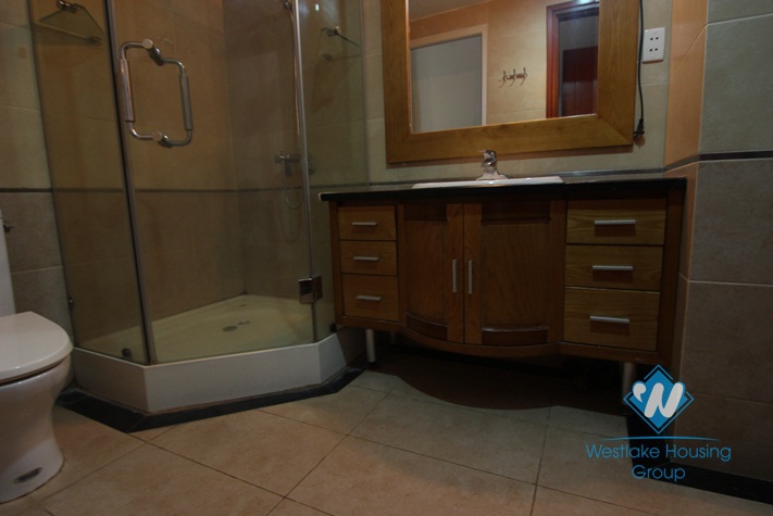 A beautiful 4 bedroom house for rent in Ba Dinh, Ha Noi