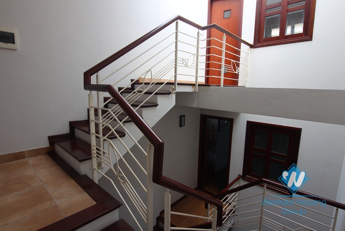 A beautiful 4 bedroom house for rent in Ba Dinh, Ha Noi