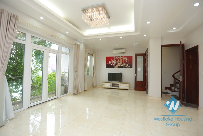 An amazingly beautiful house for rent in Tay Ho, near Water Park