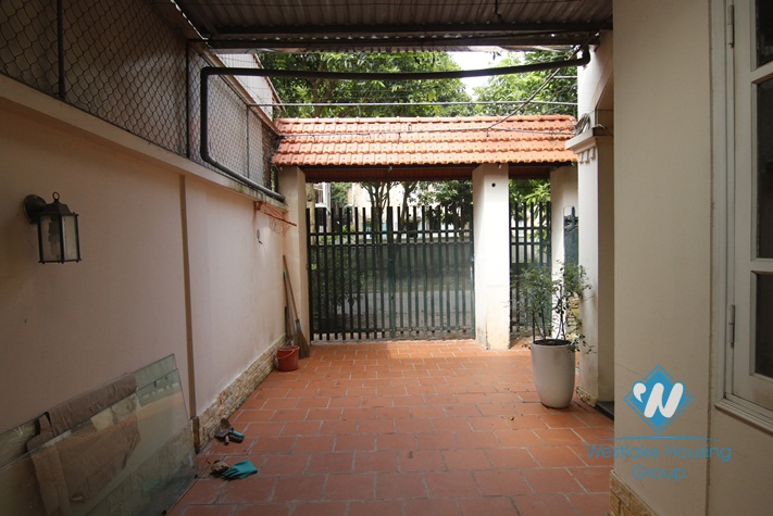 A nice afforable house for rent in Long Bien for rent