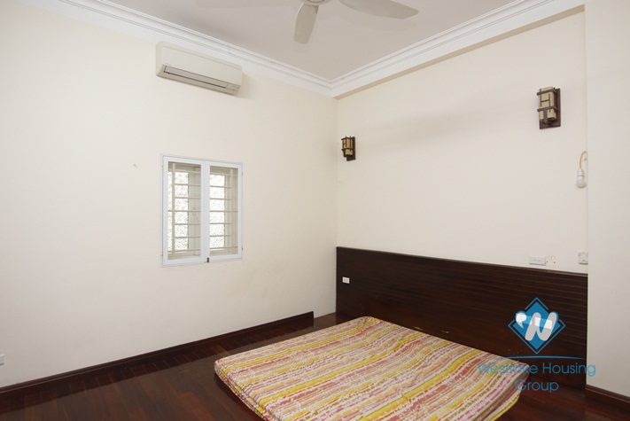 A nice afforable house for rent in Long Bien for rent