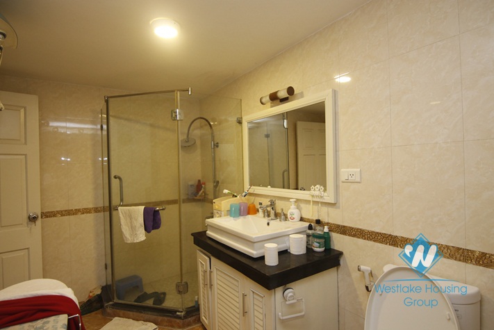 A nice afforable house for rent in Long Bien for rent