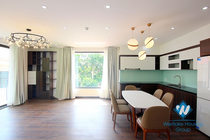 Brand new apartment for rent in Tay Ho street, Quang an ward, Tay Ho district 