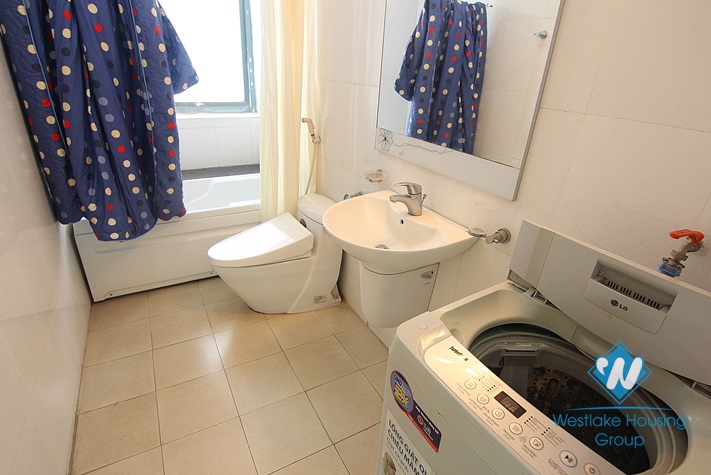 Cheap 02 bedrooms for rent in Cau Giay District 
