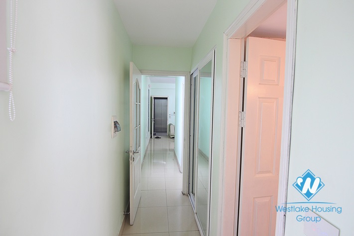 Cheap 02 bedrooms for rent in Cau Giay District 