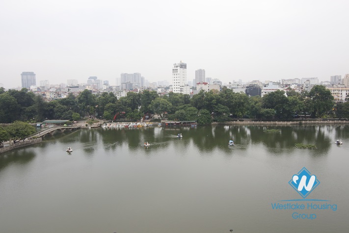 02 bedrooms apartment for rent in Kim Ma Street, Ba Dinh District