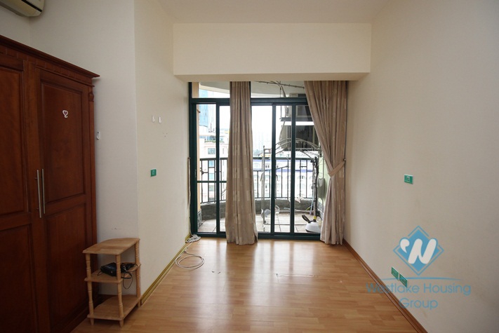 Apartment have 03 bedrooms with view to Lottle Tower for rent.