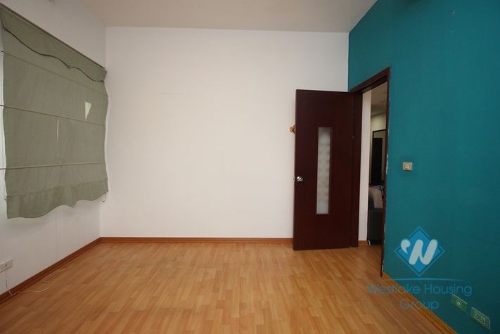 Apartment have 03 bedrooms with view to Lottle Tower for rent.