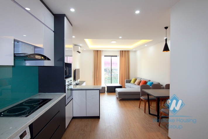 Good price, 2 bedrooms apartment for rent in Au Co street, Hanoi.