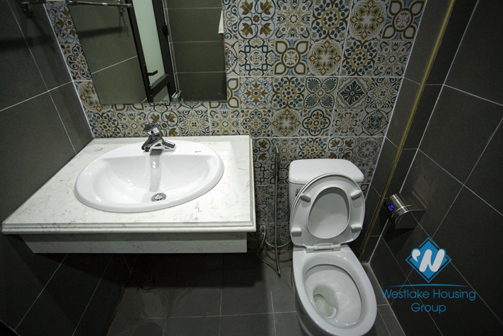 A big studio for rent in Dich vong hau, Cau giay
