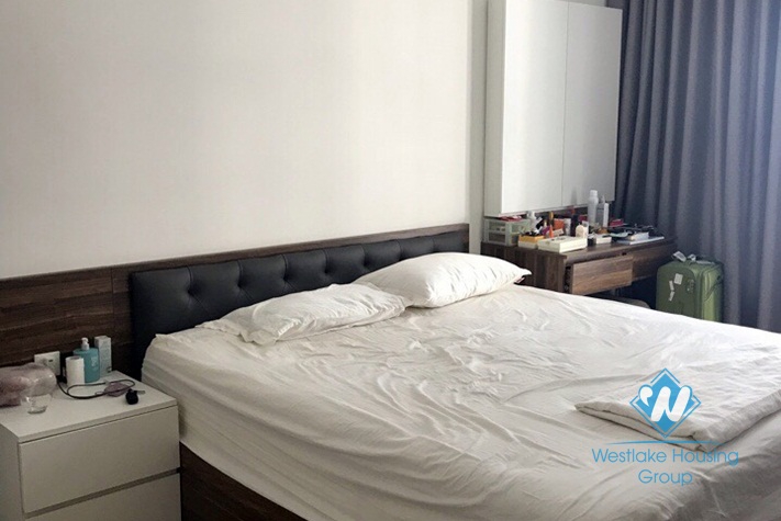 A nice 2 bedroom apartment for rent in Vinhome Gardenia