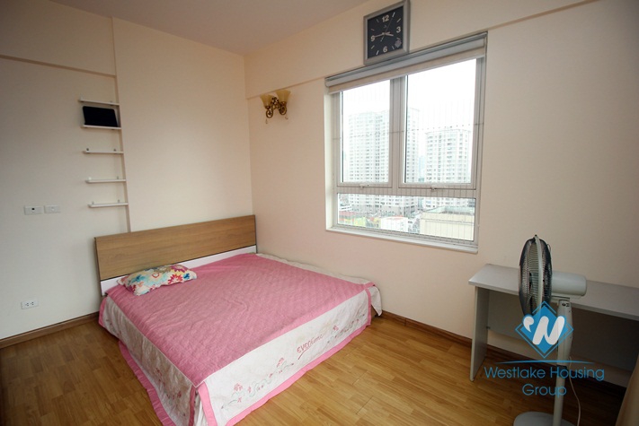 A 3 bedroom apartment for rent near Cau giay park, Ha noi