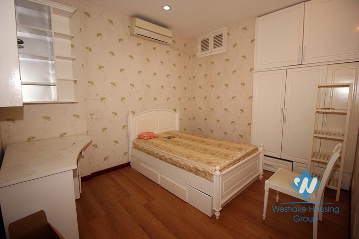 A 3 bedroom apartment with nice view in Cau giay, Ha noi