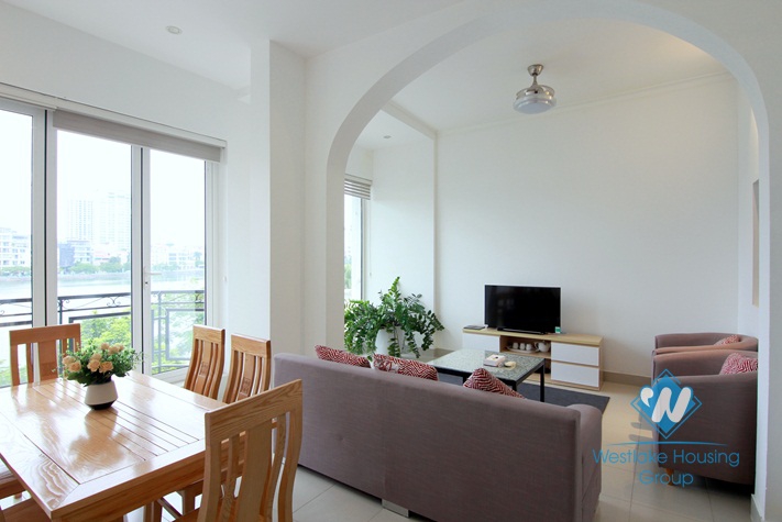 A 2 bedroom apartment with lakeview for rent in Tay ho, Ha noi