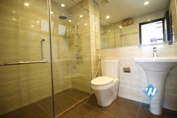Brand new and modern apartment with 03 bedrooms for rent in Tay Ho area 